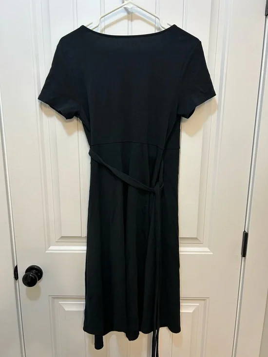 GAP Black Wrap-Style Maternity Dress - Picture 2 of 3
